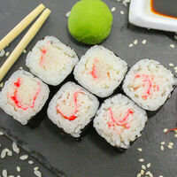 Ролл Классический с крабом в Maiko Sushi Bar