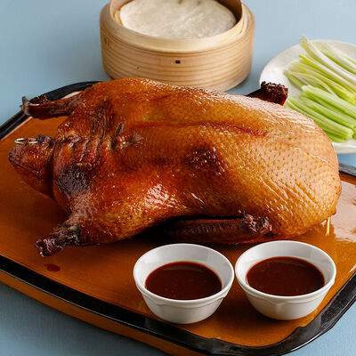 Половина утки по-кантонски в Терраса по цене 2790 ₽