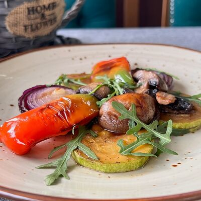 Овощи на гриле в Кафе Это Факт по цене 293 ₽