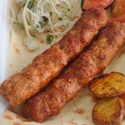 Люля-кебаб из свинины и говядины в Шашлычная №1 по цене 460 ₽