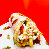 Гиро в пите макси в Gironia