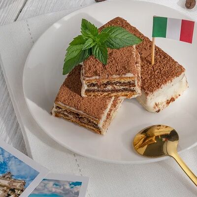 Тирамису со вкусом амаретто (без сахара) в Добрый кофе по цене 295 ₽