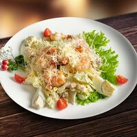 Цезарь с креветками в Суши Рай
