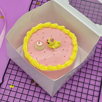 Яркий бенто торт в подарок на день рождения в Cosmo Сakery по цене 2500 ₽