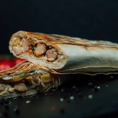 Таук пикантный с сыром в FoodBox по цене 560 ₽