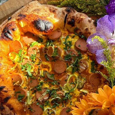 Пицца Школьнаяв STAY GOLD по цене 900 ₽