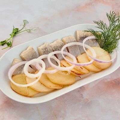 Сельдь с отварным картофелем в Территория вкуса Novelty по цене 700 ₽