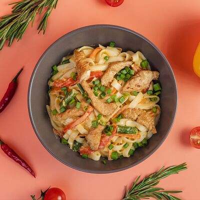 Удон Чикен чиз в Rooooolls по цене 590 ₽