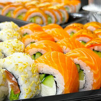 Логотип Суши-маркет Лосось