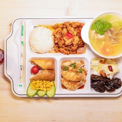 Комбо из курицы в Китайский фонарик по цене 1100 ₽