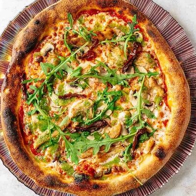 Пицца Полло-песто в Beer-Burger по цене 790 ₽