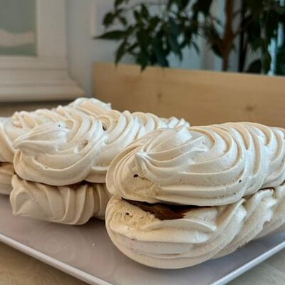 Безе со сгущенкой в Едим по цене 160 ₽