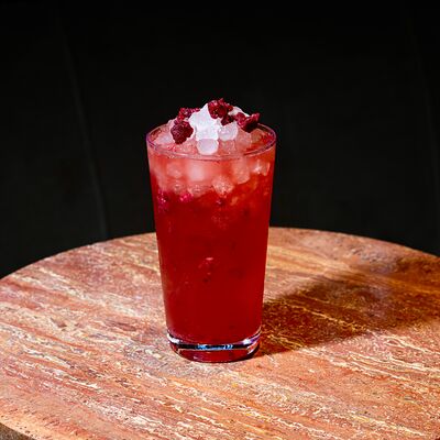 Малина-личи в Lili по цене 430 ₽