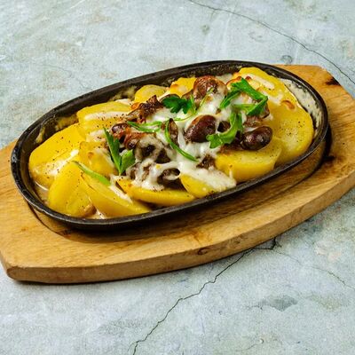 Сковородка с сердечками в Moloko по цене 450