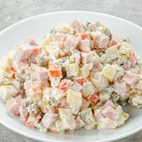 Салат Оливье в Европа