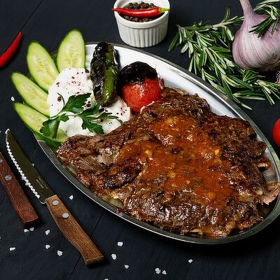 Донер Искандер из говядиныв Шеф по цене 1130 ₽