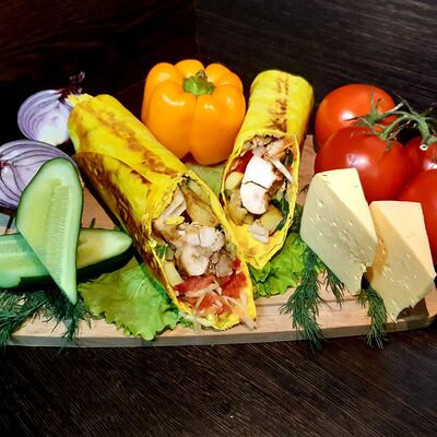 Шаурма сырная в В теме по цене 339 ₽