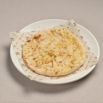 Пита с пряными травами и кунжутом в Massimo по цене 120 ₽