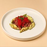 Тар тар с тунцом и авокадо в SCAT