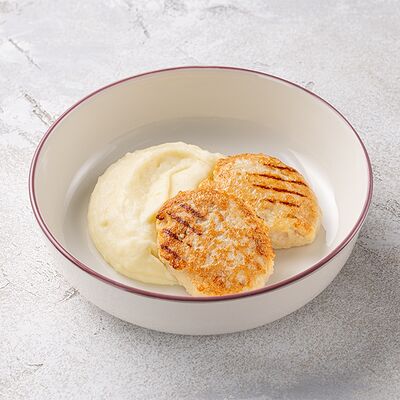 Котлетки куриные с гарниром на выбор в Шоколадница по цене 450 ₽