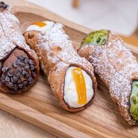 Логотип O’Cannoli