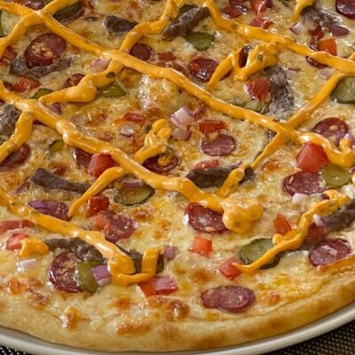 Пицца Бургерная в Суши Марго по цене 780 ₽