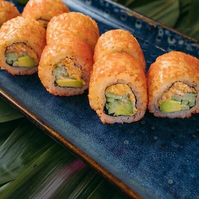 Калифорния с крабом в Sushi lovers по цене 790 ₽