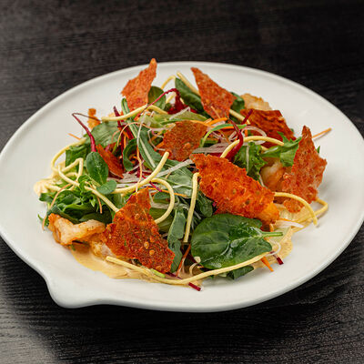 Зеленый салат, томатный айоли и креветка в Neoni по цене 750 ₽