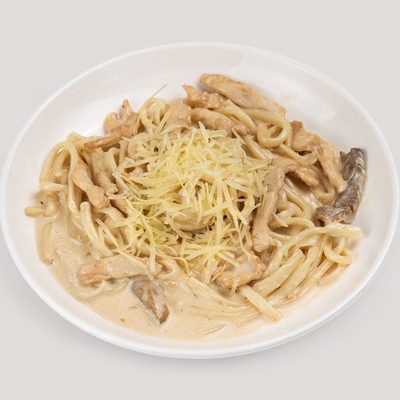 Вок лапша с курицей и грибами в сливках в Basilic -Территория Вкусной Еды по цене 2265 ₸