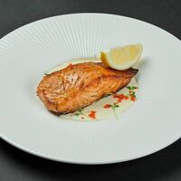 Лосось на гриле со спаржей в Седьмое небо