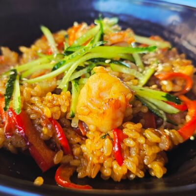 Рис с креветкой в устричном соусе в Мате по цене 700 ₽