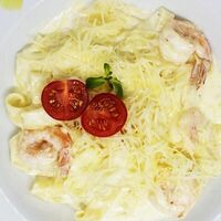 Паста Феттуччине с тигровыми креветками в Пери Шашлыки