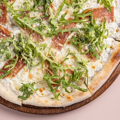 Пицца Парма с трюфельным маслом в Avgust13 по цене 1595 ₽