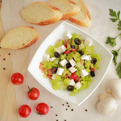Салат Греческий в Pizza Milano по цене 339 ₽