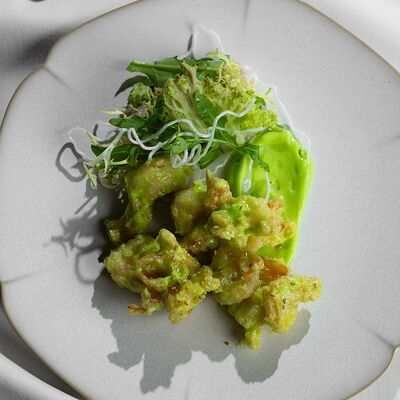 Креветки в глазури васаби в МОМО по цене 1350 ₽