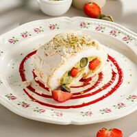 Меренговый рулет с фисташкойв Кукумбер