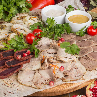 Мясная тарелка в Мушмула по цене 599