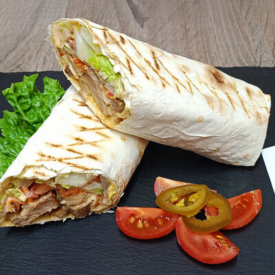 Шаурма со свининой большая в Жарко вкусно по цене 420 ₽