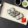 С курицей в кунжуте в Yammy Rolls Halal по цене 399