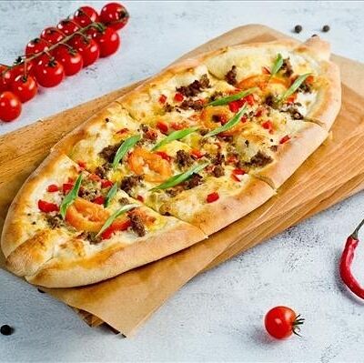 Лодочка с говяжьим фаршем в Ваусуши по цене 391 ₽