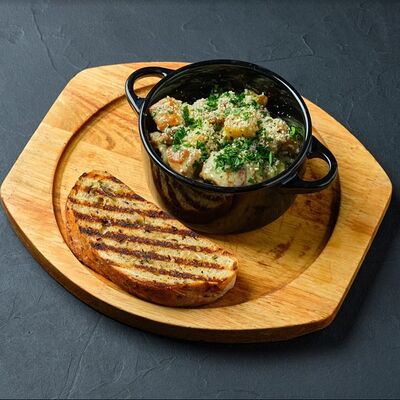 Горшочек с курицей в Mesto Sushi & Grill по цене 680 ₽