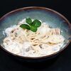 Паста с курицей и грибами в Азия совсем близко по цене 600