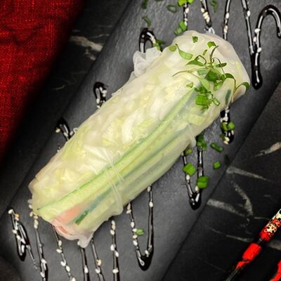 Спринг-ролл с курицей в Kirova street по цене 225 ₽