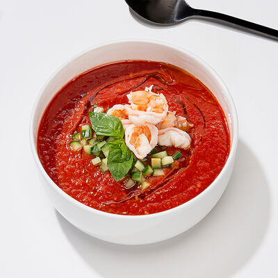 Гаспачо с креветками и трюфельным маслом в Много лосося по цене 480