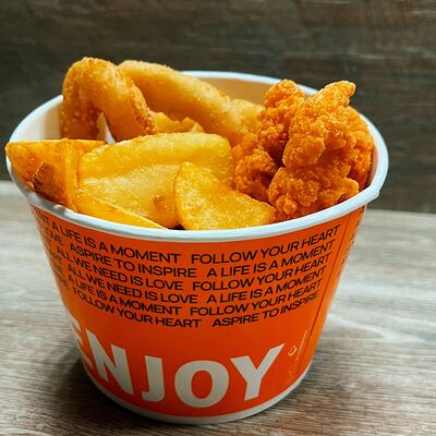 Баскет Сытный в Quattro pizza по цене 779 ₽