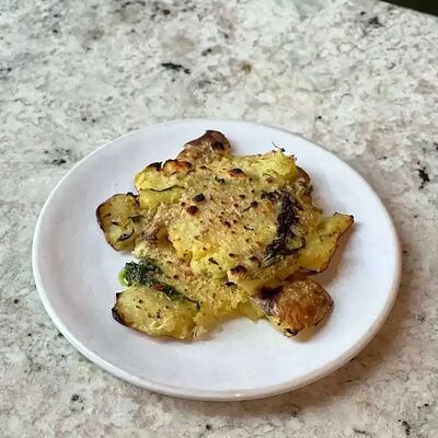 Смэш картофель с трюфелем и сметаной в Tin по цене 540 ₽