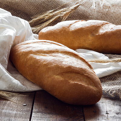 Батон Нарезной в Жар Свежар по цене 37 ₽