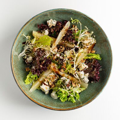 Груша, горгонзолла, соус чимчури в Matteos по цене 520 ₽