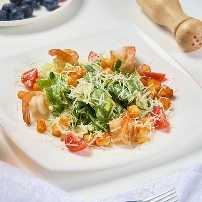 Цезарь с креветками в Prosto кофе & кухня по цене 670 ₽