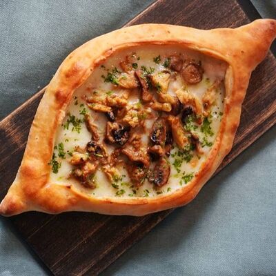 Хачапури Жюльен в Джорджия по цене 630 ₽